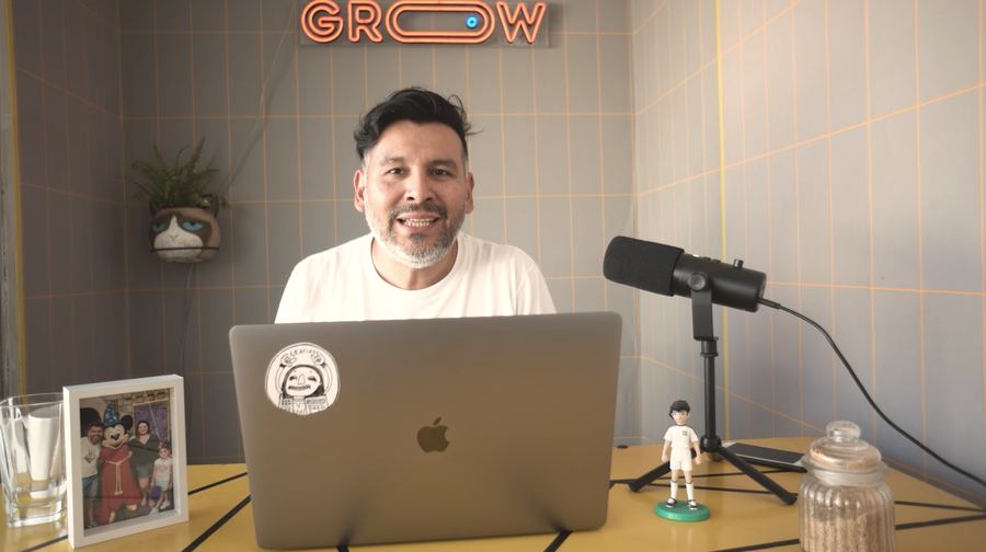 Filming a Grow course on set